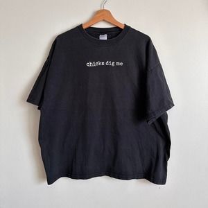 Vintage chicks dig me shirt